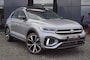 Volkswagen T-Roc 1.5 TSI DSG R-Line 150pk / Trekhaak wegklb./Panodak/ Navi Pro/ IQ LED/19 Inch LM/Camera