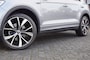 Volkswagen T-Roc 1.5 TSI DSG R-Line 150pk / Trekhaak wegklb./Panodak/ Navi Pro/ IQ LED/19 Inch LM/Camera