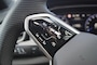 Volkswagen T-Roc 1.5 TSI DSG R-Line 150pk / Trekhaak wegklb./Panodak/ Navi Pro/ IQ LED/19 Inch LM/Camera
