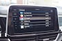 Volkswagen T-Roc 1.5 TSI DSG R-Line 150pk / Trekhaak wegklb./Panodak/ Navi Pro/ IQ LED/19 Inch LM/Camera