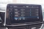 Volkswagen T-Roc 1.5 TSI DSG R-Line 150pk / Trekhaak wegklb./Panodak/ Navi Pro/ IQ LED/19 Inch LM/Camera