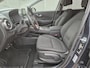 Hyundai Kona Electric EV Comfort Smart 39 kWh Automaat / Apple Carplay Android Auto / Allseason banden / Stuur-, en Stoelverwarming / Facelift / 3 fase Laden / Bluelink Navigatie / Dealer Onderhouden / Adaptief CC / WLTP bereik 305 km Stad 335 km / Keyless Entry/Start /