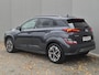 Hyundai Kona Electric EV Comfort Smart 39 kWh Automaat / Apple Carplay Android Auto / Allseason banden / Stuur-, en Stoelverwarming / Facelift / 3 fase Laden / Bluelink Navigatie / Dealer Onderhouden / Adaptief CC / WLTP bereik 305 km Stad 335 km / Keyless Entry/Start /