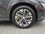 Hyundai Kona Electric EV Comfort Smart 39 kWh Automaat / Apple Carplay Android Auto / Allseason banden / Stuur-, en Stoelverwarming / Facelift / 3 fase Laden / Bluelink Navigatie / Dealer Onderhouden / Adaptief CC / WLTP bereik 305 km Stad 335 km / Keyless Entry/Start /