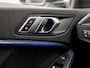 BMW 1-Serie 118i M Sport Automaat (APPLE CARPLAY, M PAKKET, STUUR/STOELVERWARMING, SFEERVERLICHTING, SPORTSTOELEN, GETINT GLAS, CRUISE, NIEUWE APK, NIEUWSTAAT)