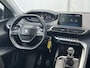 Peugeot 3008 1.2 PureTech Allure Trekhaak Cruise PDC Carplay Digitaal Clima Hoogzitter!