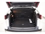 Peugeot 3008 1.6 e-THP Blue Lease Premium Aut [ Trekhaak 360 camera Stoelverwarming
