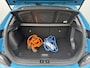 Hyundai Kona Electric EV Premium Sky 64 kWh 3-Fase / SOH 100% / Dealer onderhouden / Facelift model / Schuifkanteldak / Leder / WLTP 484 km / Warmtepomp / Stoelventilatie en verwarming / HUD / Apple Carplay of Android auto / Led koplampen