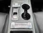 Hyundai Kona Electric EV Premium Sky 64 kWh 3-Fase / SOH 100% / Dealer onderhouden / Facelift model / Schuifkanteldak / Leder / WLTP 484 km / Warmtepomp / Stoelventilatie en verwarming / HUD / Apple Carplay of Android auto / Led koplampen