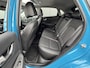 Hyundai Kona Electric EV Premium Sky 64 kWh 3-Fase / SOH 100% / Dealer onderhouden / Facelift model / Schuifkanteldak / Leder / WLTP 484 km / Warmtepomp / Stoelventilatie en verwarming / HUD / Apple Carplay of Android auto / Led koplampen