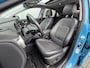 Hyundai Kona Electric EV Premium Sky 64 kWh 3-Fase / SOH 100% / Dealer onderhouden / Facelift model / Schuifkanteldak / Leder / WLTP 484 km / Warmtepomp / Stoelventilatie en verwarming / HUD / Apple Carplay of Android auto / Led koplampen