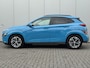 Hyundai Kona Electric EV Premium Sky 64 kWh 3-Fase / SOH 100% / Dealer onderhouden / Facelift model / Schuifkanteldak / Leder / WLTP 484 km / Warmtepomp / Stoelventilatie en verwarming / HUD / Apple Carplay of Android auto / Led koplampen