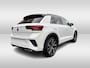 Volkswagen T-Roc 1.5 TSI 150pk R-Line DSG Automaat Cockpit Pro / Panoramadak / Led Matrix / 19"LM Velgen / App-Connect / Camera Navigatie / Ergo Active bestuurdersstoel / Achterklep electrisch /