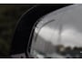 Volvo V60 2.0 T6 Plug-in hybrid AWD Plus Dark | Adaptive Cruise Control | Elektr. bedienbaar schuif-\-kanteldak | 360 Camera | Stoelverwarming voor + achter | Verwarmd stuurwiel | Elektr. verwarmde voorruit | Trekhaak | Harman kardon audio | Elektr. verstelbare voorstoelen incl. geheugen | Sportstoelen | 18" velgen |