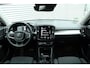 Volvo XC40 1.5 T3 Business Pro | Thunder Grey metallic | Lichtmetalen Velgen 5-Spaaks 18" | Trekhaak Uitklapbaar | Cruise Control Adaptief |Electronic Climate Controle | Voorstoelen + Stuurwiel Verwarmend | Navigatiesysteem Full Map + Hard Disk | Park Assist achter | Rijstrooksensor Met Correctie | Uitwijk Assistent | Apple Carplay/Android Auto