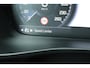 Volvo XC40 1.5 T3 Business Pro | Thunder Grey metallic | Lichtmetalen Velgen 5-Spaaks 18" | Trekhaak Uitklapbaar | Cruise Control Adaptief |Electronic Climate Controle | Voorstoelen + Stuurwiel Verwarmend | Navigatiesysteem Full Map + Hard Disk | Park Assist achter | Rijstrooksensor Met Correctie | Uitwijk Assistent | Apple Carplay/Android Auto