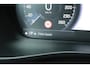 Volvo XC40 1.5 T3 Business Pro | Thunder Grey metallic | Lichtmetalen Velgen 5-Spaaks 18" | Trekhaak Uitklapbaar | Cruise Control Adaptief |Electronic Climate Controle | Voorstoelen + Stuurwiel Verwarmend | Navigatiesysteem Full Map + Hard Disk | Park Assist achter | Rijstrooksensor Met Correctie | Uitwijk Assistent | Apple Carplay/Android Auto