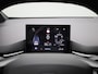 MG 4 MG4 64 kWh Luxury | 360 CAMERA | APPLE CARPLAY / ANDRIOD AUTO | NAVIGATIE | HALF STOF-LEDEREN BEKLEDING