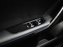 MG 4 MG4 64 kWh Luxury | 360 CAMERA | APPLE CARPLAY / ANDRIOD AUTO | NAVIGATIE | HALF STOF-LEDEREN BEKLEDING