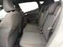 Ford Fiesta 1.0 EcoBoost Hybrid ST-Line | Zeer nette auto | Apple carplay & Android auto | Navigatie via carplay | Parkeersensor achter | Stoelverwarming | Stuurverwarming | Voorruitverwarming | Privacy glas |
