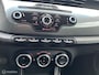 Alfa Romeo Giulietta 1.4 T Distinctive Automaat Leer