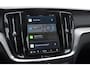 Volvo V60 T6 350PK Automaat AWD Plus Dark / Adaptive cruise control / Elektrische stoelen / Harman Kardon audio / Trekhaak / Pilot assist / BLIS / Stoel en stuur verwarming / Elektrische achterklep / Parkeersensoren met 360 camera / Google infotainment