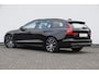 Volvo V60 T6 350PK Automaat AWD Plus Dark / Adaptive cruise control / Elektrische stoelen / Harman Kardon audio / Trekhaak / Pilot assist / BLIS / Stoel en stuur verwarming / Elektrische achterklep / Parkeersensoren met 360 camera / Google infotainment
