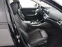BMW 3-Serie Touring 330e | Trekhaak | Half Leder | Stoel & Stuurverwarming | Sfeerverlichting | Carplay | Cruise Control | PDC