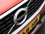 Volvo S60 2.0 T5 Intro Edition | R-Design | Harman Kardon | Leder | Automatisch verstelbaar stoelen | Achteruitrijcamera | Carplay