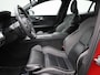 Volvo S60 2.0 T5 Intro Edition | R-Design | Harman Kardon | Leder | Automatisch verstelbaar stoelen | Achteruitrijcamera | Carplay