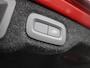 Volvo S60 2.0 T5 Intro Edition | R-Design | Harman Kardon | Leder | Automatisch verstelbaar stoelen | Achteruitrijcamera | Carplay