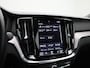 Volvo S60 2.0 T5 Intro Edition | R-Design | Harman Kardon | Leder | Automatisch verstelbaar stoelen | Achteruitrijcamera | Carplay