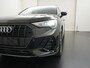 Audi Q3 45 TFSIe S Line Optiek Zwart | Adaptief Cruise | Stoelverwarming | Zondag Open!