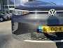 Volkswagen ID.4 First 77 kWh 204pk Navigatie / 20"LM Velgen / Camera / Parkeersensoren / Leder-Alcantara