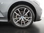 BMW 3-Serie Touring 320e xDrive Sport Line Shadow | Panoramadak | Adaptief M Sport Onderstel | Zondag Open!