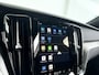 Volvo V60 T6 Aut. Plug-in hybrid AWD Plus Dark | Panoramadak | 360° camera | Stoel- en Stuurverwarming | Harman Kardon | Trekhaak