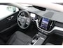 Volvo XC60 2.0 Recharge T6 AWD Core Bright - Pano - Elek. Trekhaak - 360 Camera - Navi - Winterpakket - Rijklaar