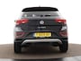Volkswagen T-Roc 1.5 TSI 150pk DSG Life · Camera · Apple/Android Car Play · Navigatie · P-Sensoren · Climatronic · 16'' Inch · Garantie t/m 15-08-2027 of 100.000km