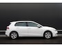 Volkswagen Golf 1.0 TSI 110pk Life Business Navi Clima Stoel/Stuur verwarming Trekhaak Sfeerverlichting ACC CarPlay DAB+ Parkeersensoren