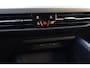 Volkswagen Golf 1.0 TSI 110pk Life Business Navi Clima Stoel/Stuur verwarming Trekhaak Sfeerverlichting ACC CarPlay DAB+ Parkeersensoren