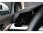 Volkswagen Golf 1.0 TSI 110pk Life Business Navi Clima Stoel/Stuur verwarming Trekhaak Sfeerverlichting ACC CarPlay DAB+ Parkeersensoren