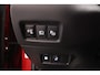 Toyota C-HR 1.8 Hybrid Bi-Tone Plus | Apple Carplay/Android Auto | Parkeersensoren | Stoel/Stuurverwarming |