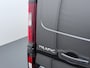 Renault Trafic 2.0DCI 150PK Dubbele Cabine T29 L2H1 Navi Airco Camera Trekhaak Cruise Control Lmv DC Black Edition Euro 6 Betonplex Vloer Lat om Lat Betimmering Schuifdeur 1e Eigenaar Origineel Nederlandse Auto