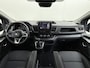 Renault Trafic 2.0DCI 150PK Dubbele Cabine T29 L2H1 Navi Airco Camera Trekhaak Cruise Control Lmv DC Black Edition Euro 6 Betonplex Vloer Lat om Lat Betimmering Schuifdeur 1e Eigenaar Origineel Nederlandse Auto