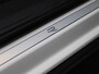Volkswagen Tiguan 1.5 eHybrid R-Line Edition 272 PK | R-line | Automaat | Navigatie | Panoramadak | Camera | Adaptive Cruise Control | Trekhaak | Stoelverwarming | Parkeersensoren | Lichtmetalen velgen | Privacy glass |