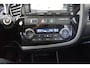 Mitsubishi Outlander 2.0 Executive Edition 7-Pers , TREKHAAK , CLIMATR , NAVI , A UITRIJ CAM , LMV18 ,