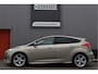 Ford Focus 1.5 Titanium 183pk, Leder, Cruise, Stoelverwarming, Carplay, Camera, PDC, Park assist