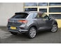 Volkswagen T-Roc 1.5 TSI 150PK Sport BJ2018 Lmv 18″ | Vol-Led | Pdc | Achteruitrijcamera | Trekhaak | App-Connect | Climate control | Cruise control