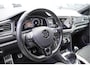 Volkswagen T-Roc 1.5 TSI 150PK Sport BJ2018 Lmv 18″ | Vol-Led | Pdc | Achteruitrijcamera | Trekhaak | App-Connect | Climate control | Cruise control