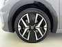 Peugeot 208 Hybrid 136pk e-DCS6 GT | Navigatie | Adaptieve cruise control | Draadloze Apple CarPlay/Android Auto | Lichtmetalen velgen |